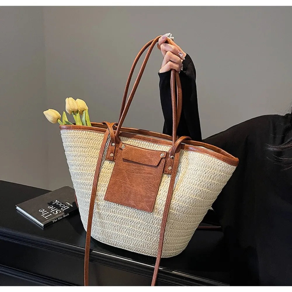 Vintage Style Straw Baskets Bag Raffia Circle Rattan Material Woven Shoulder Bag Handmade Woven Bohemian Design Beach Bag